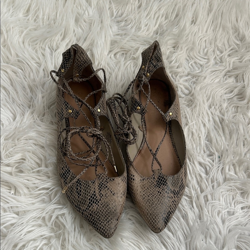Old Navy Snake Print Lace-Up Flats